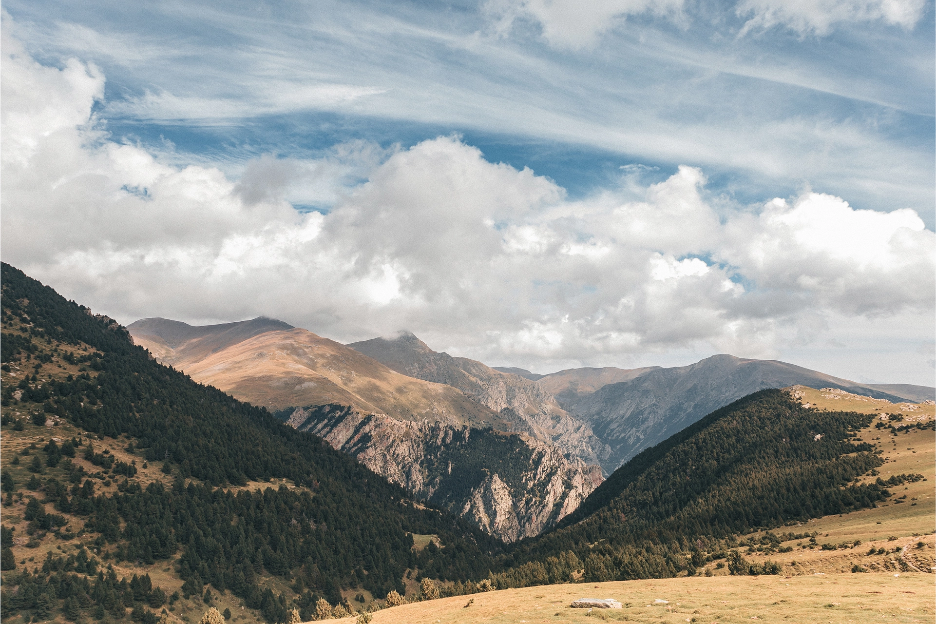 Imagen de paisaje montana
