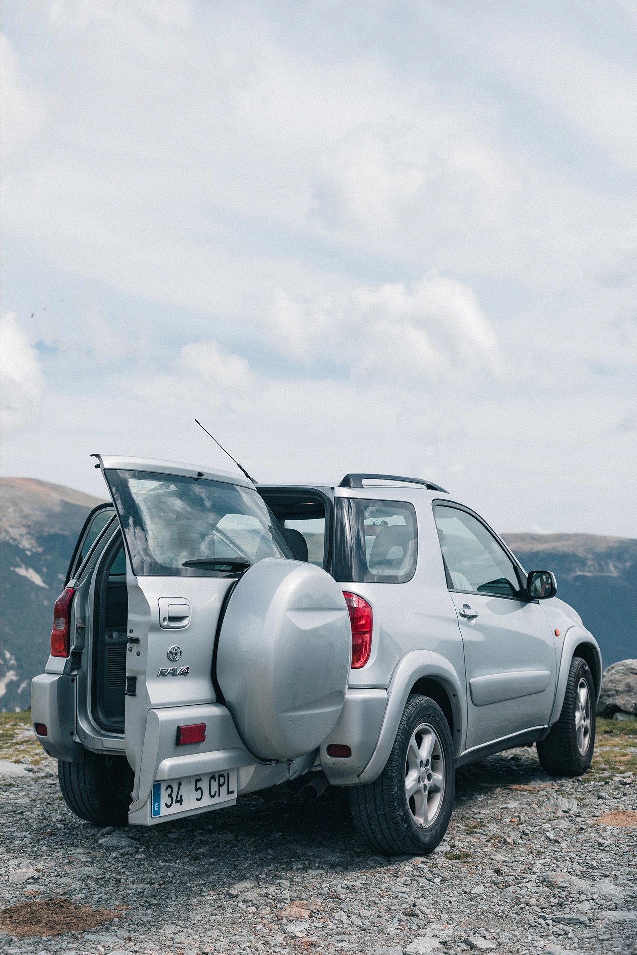 Imagen de coche montana